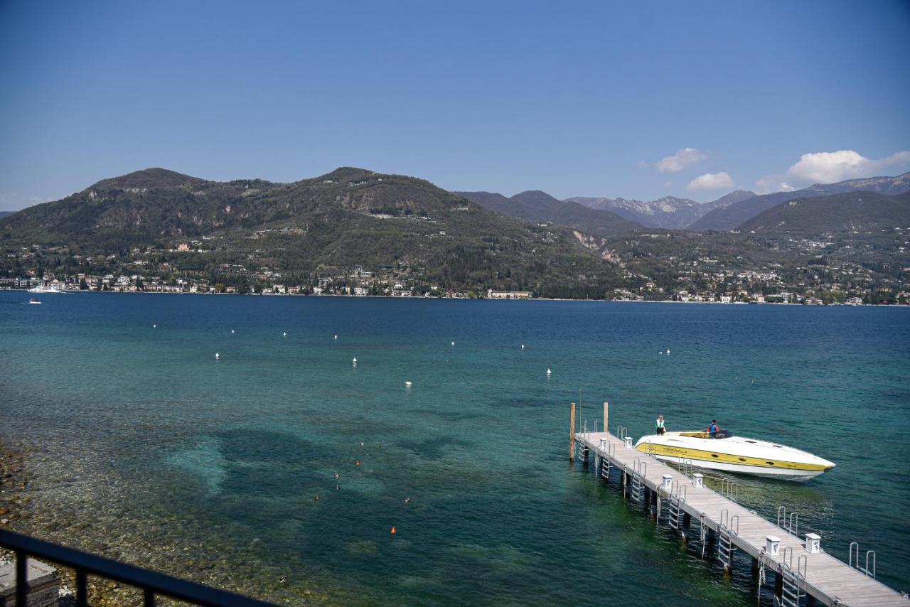 Bella Hotel & Restaurant With Private Dock For Mooring Boats San Felice del Benaco Exterior foto